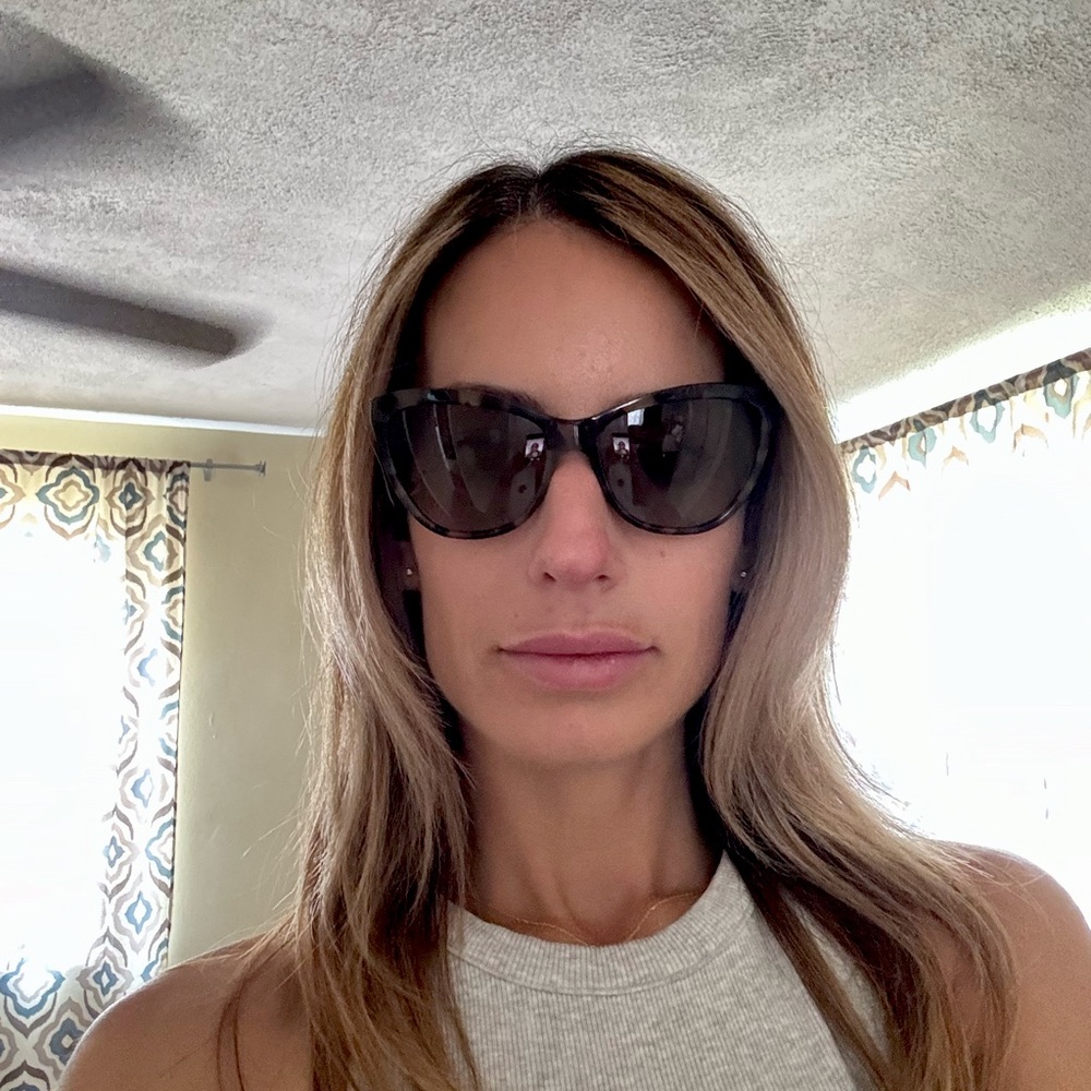 Emporio Armani Polarized sunglasses. EUC! - Picture 14 of 15